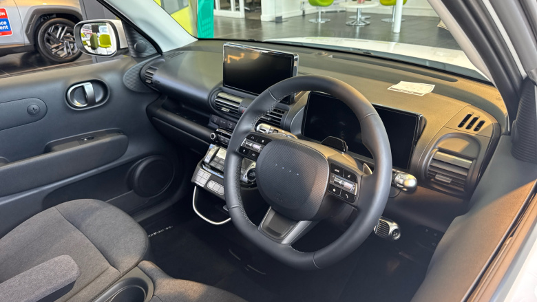 Hyundai INSTER 85kW 02 49kWh 5dr Auto Electric Hatchback
